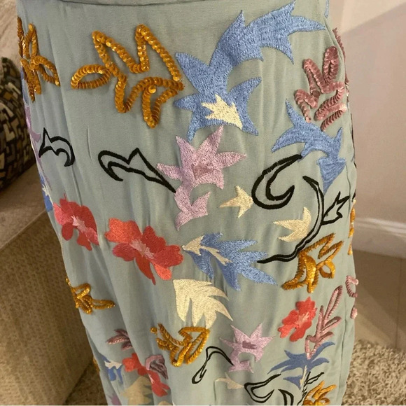 Maya Deluxe embellished dress size 2 NWT - Picture 7 of 10